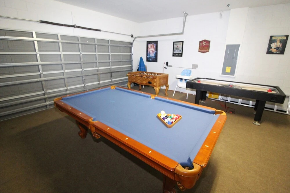 King Size home with private pool - Family Friendly