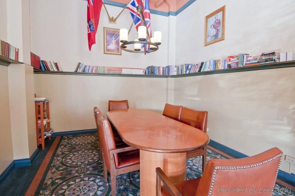 Budget Inn Patricia