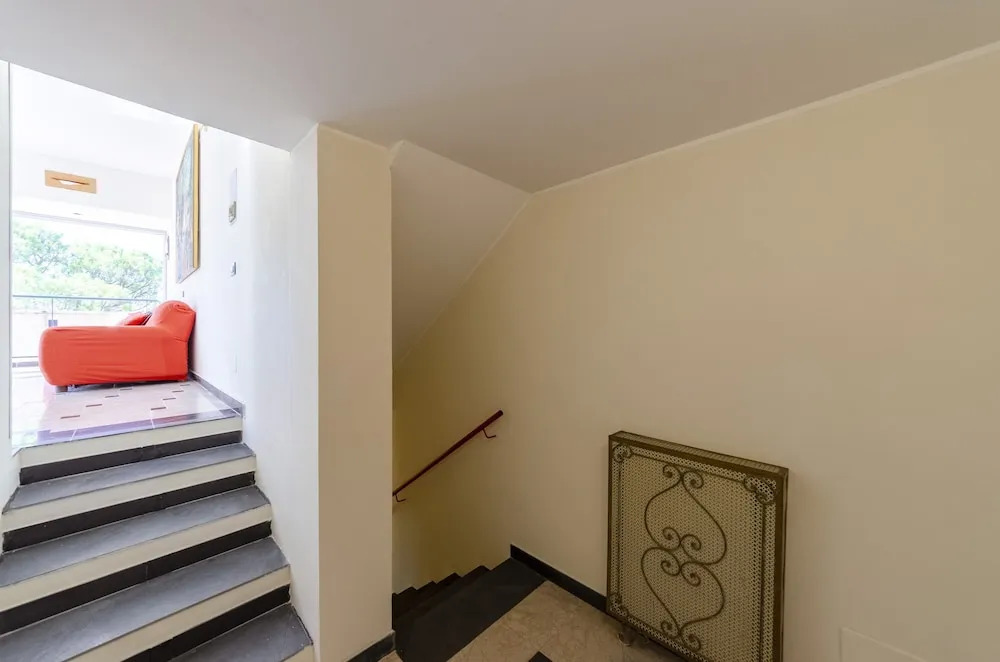 JOIVY Flat W/Terrace & Sea View