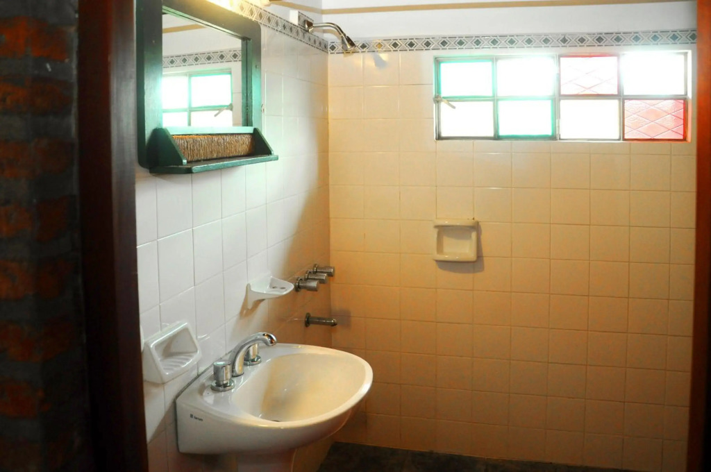 LA TOMA Complejo de Montaña - Cabañas y Habitaciones en Hosteria