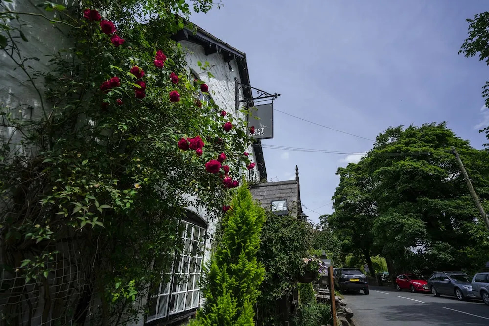 West Arms Hotel