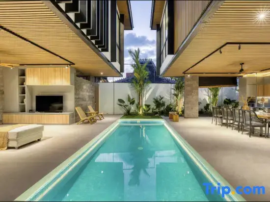 Sui A1: 3BR Villa • Prime Location by Berawa Beach - A Luxury Private Villa By Balinest Villas