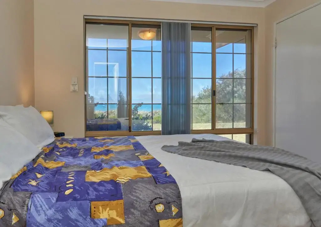 API Preston Beach Front Apartments