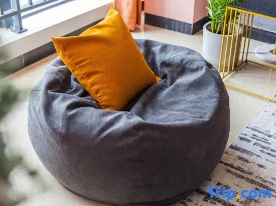 Sihui Muyi Bian Apartment