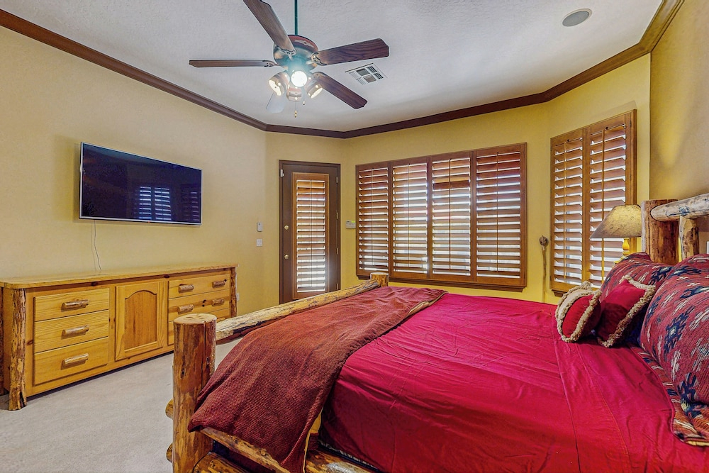Goodyear Home w/ Private Pool, Spa & Built-in BBQ