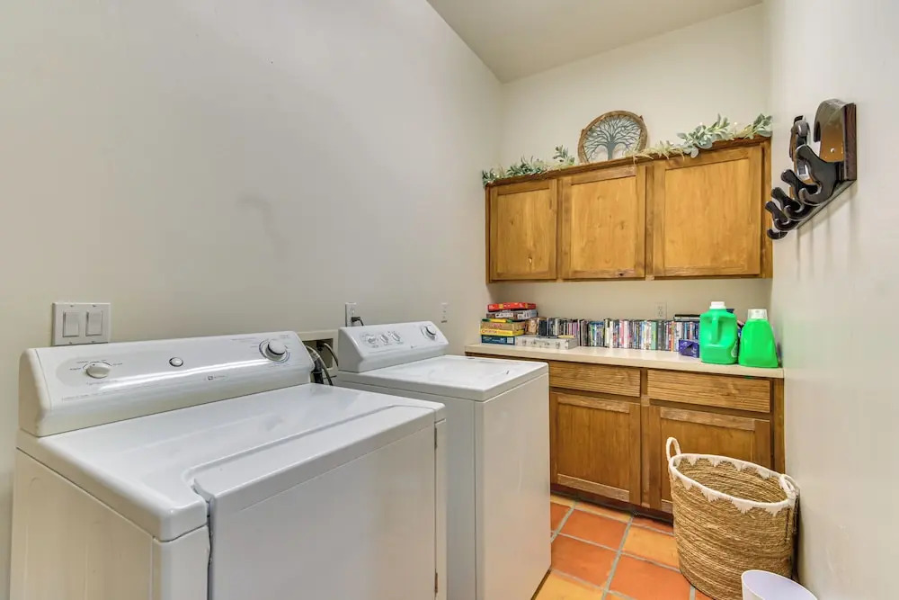 Private Pool, Spa, & Grills: Lake Havasu City Home