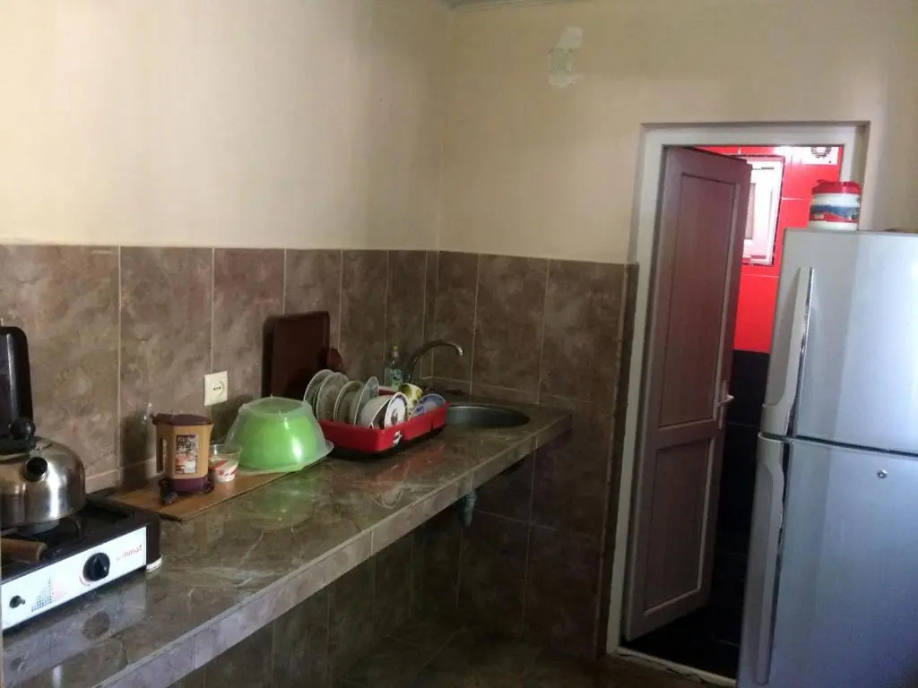 Batumi Guesthouse 28a