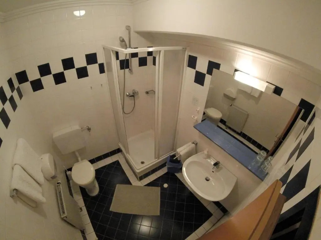 CenterCourt Hotel