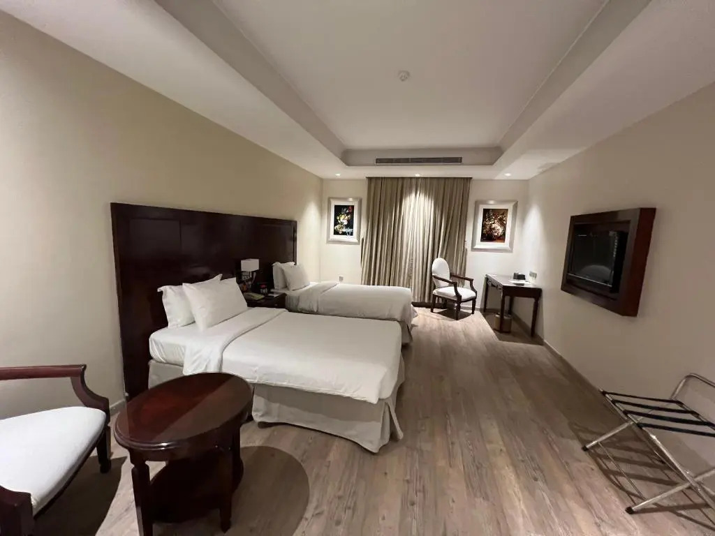 The Business Hotel By Seafront فندق ذا بيزنس