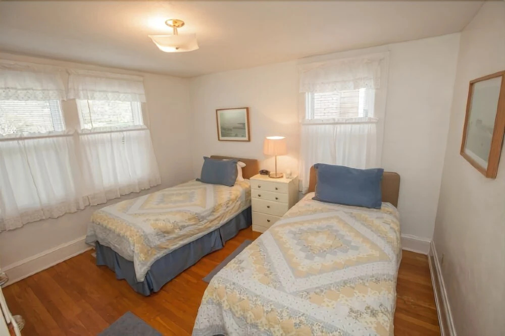 210 66th Street Home 2 Bedrooms 1 Bathroom Home
