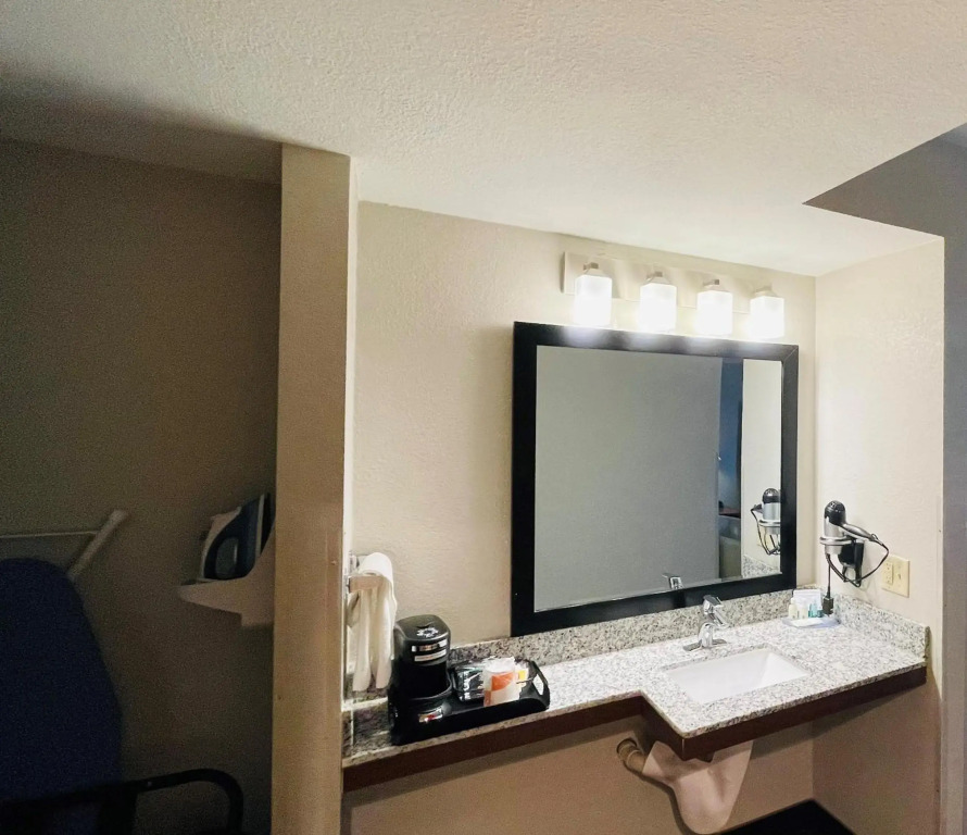 Sleep Inn & Suites Madison West