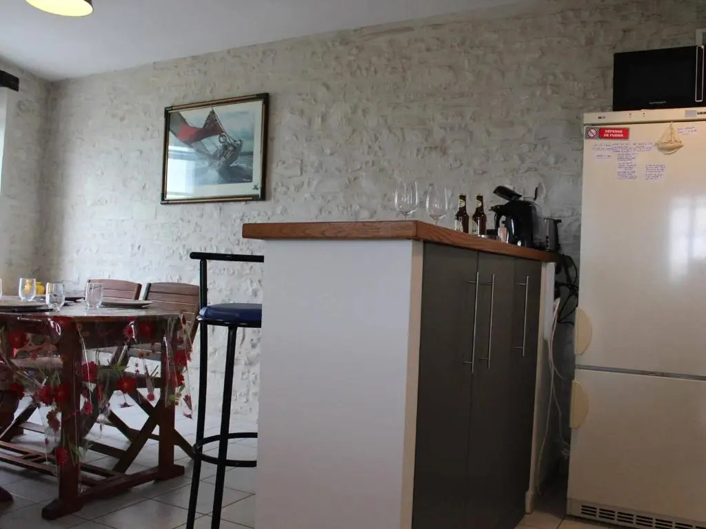 Appartement Saint-Martin-de-Ré, 2 pièces, 5 personnes - FR-1-246C-10