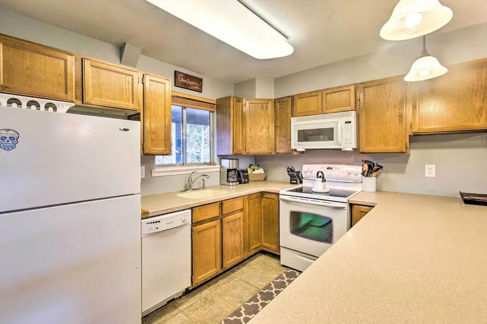 Winter Park Condo on Bus Route, 2 Blocks to Dtwn!