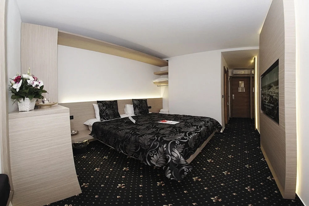Complex Hotelier Steaua de Mare - Hotel Delfinul