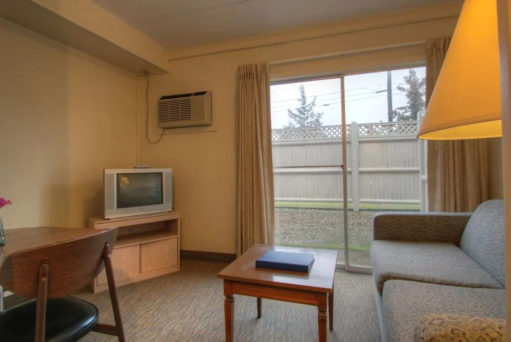 Seashore Park Inn