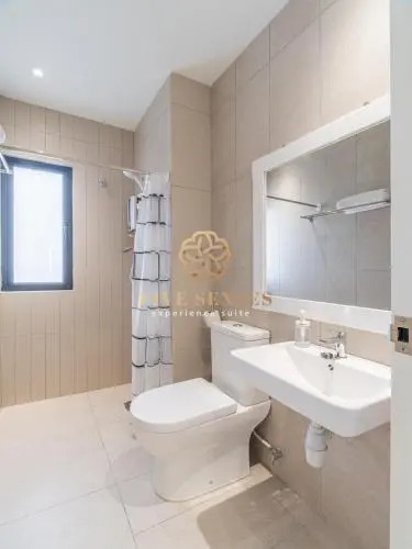 Kenwingston Avenue By Five Senses