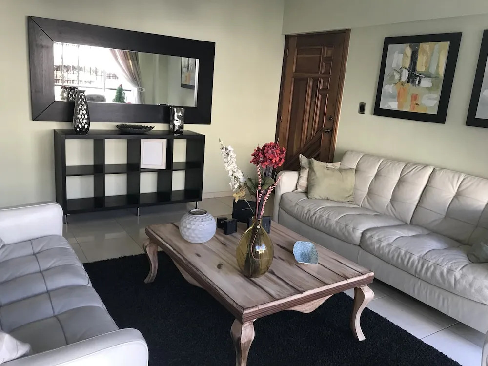 comfortable apartment in a exclusive part of the city