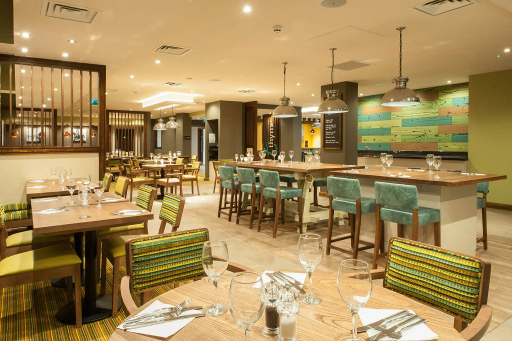 Отель Premier Inn London Holborn