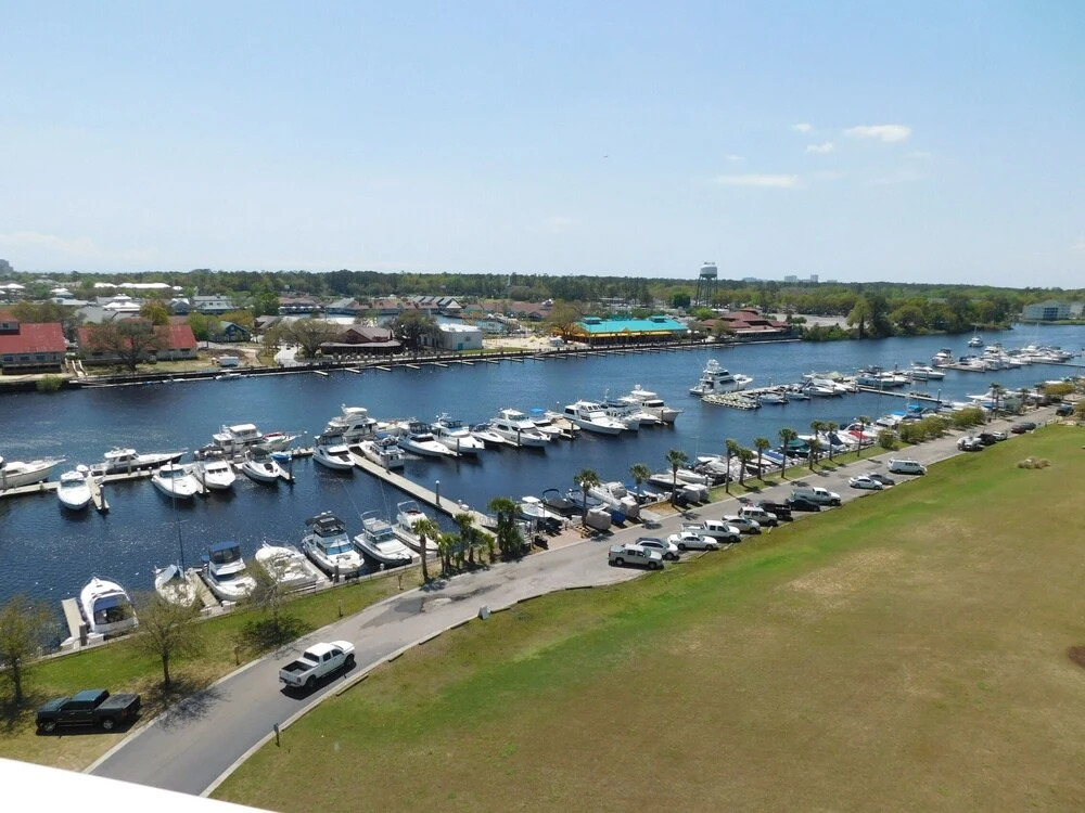 Yacht Clubs #1-801C - 1 Br Condo