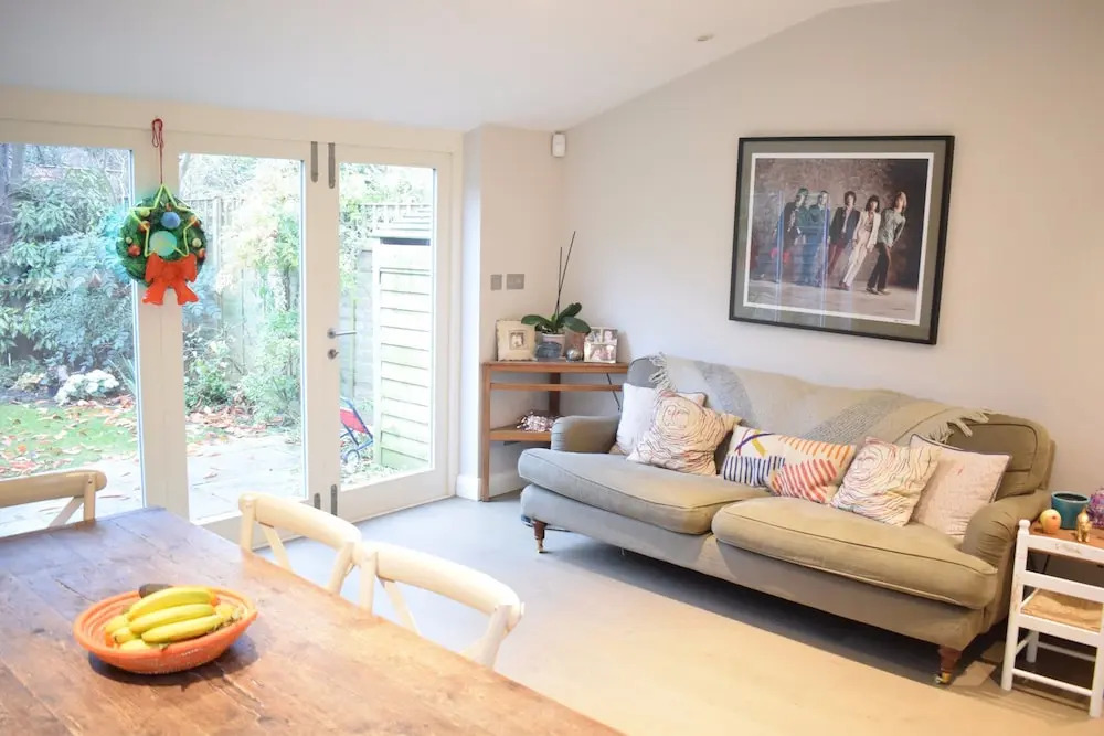 Shepherd's Bush 2 Bedroom Home