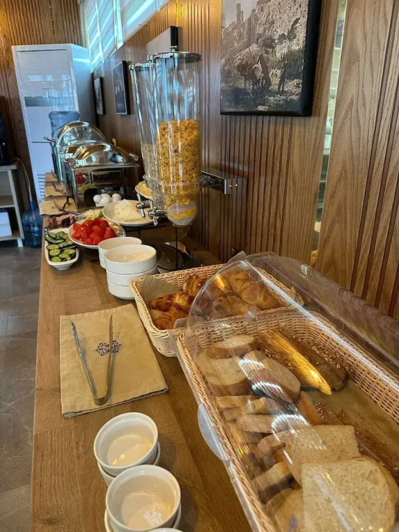 Ambasador Hotel