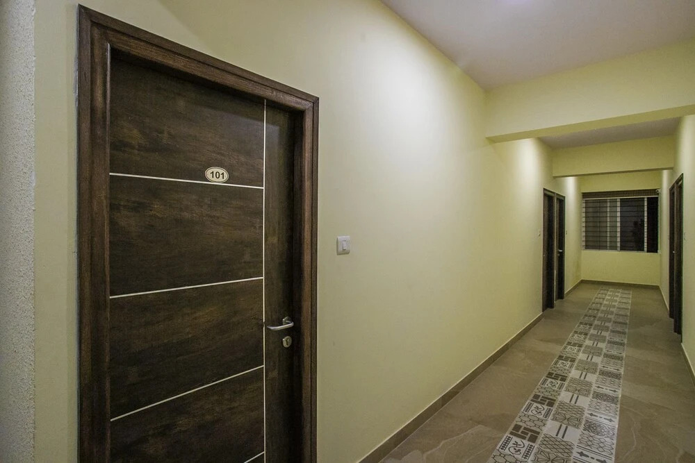 Capital O 23481 Rmv Savera Hotels