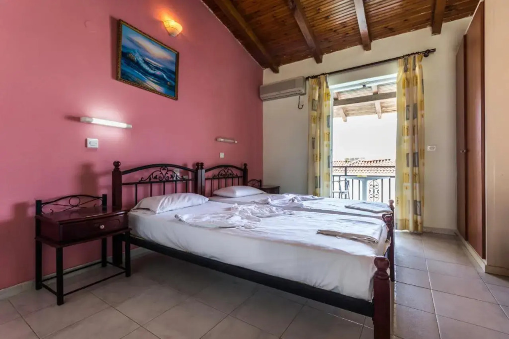 Vossos Hotel Apartments
