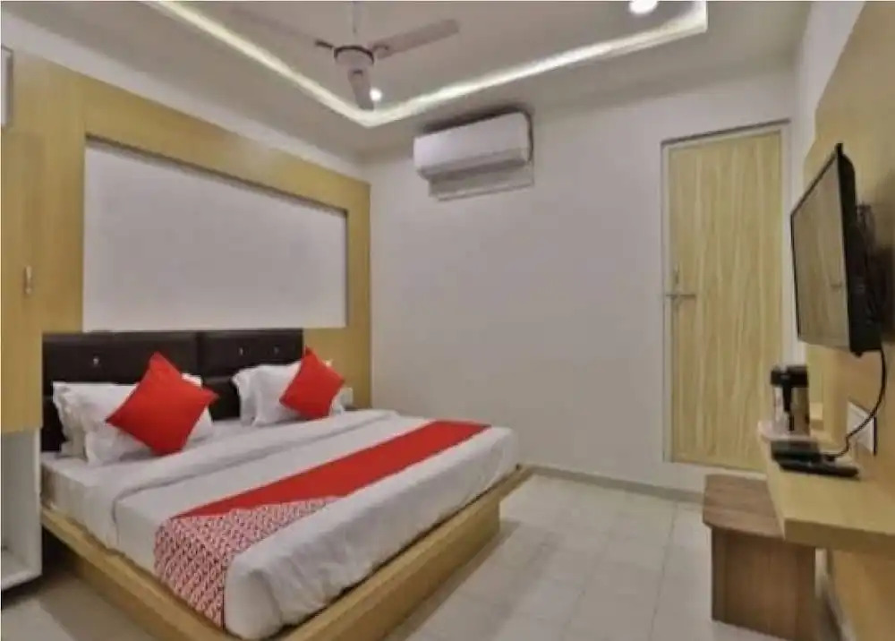 Hotel Dev Palace