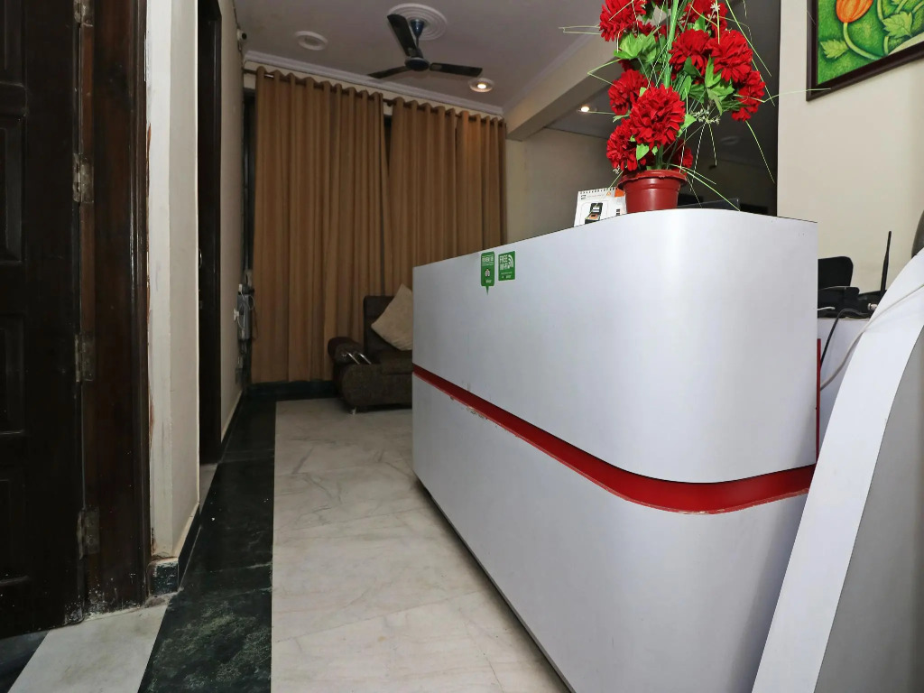 OYO 15202 Kanny Residency