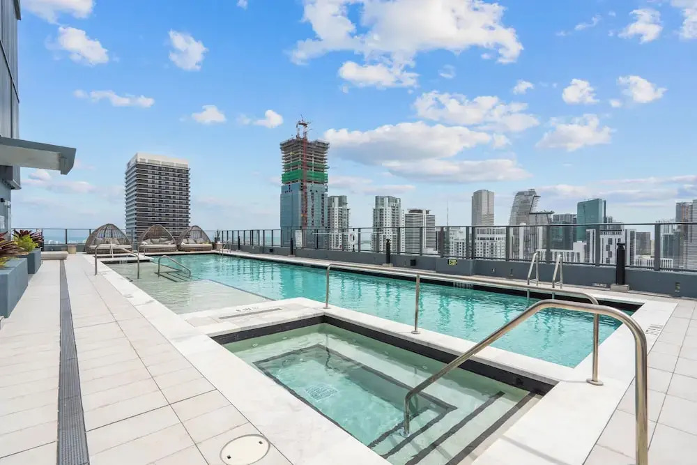 501 First Bayfront