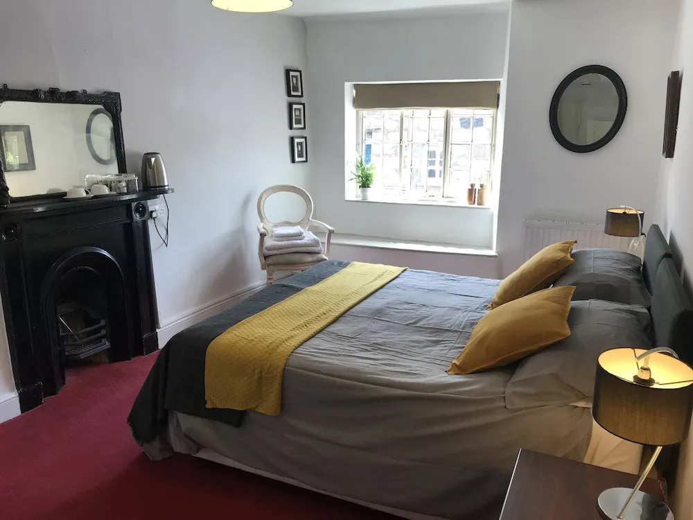 Drewe Arms Bunk Rooms