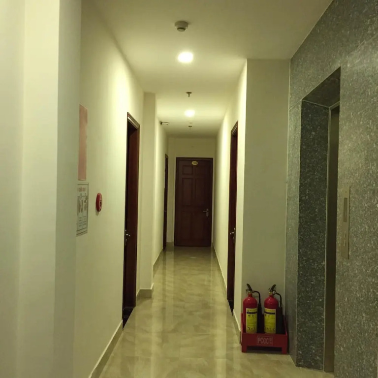 Huy Hoang 1 Hotel - Tân Bình