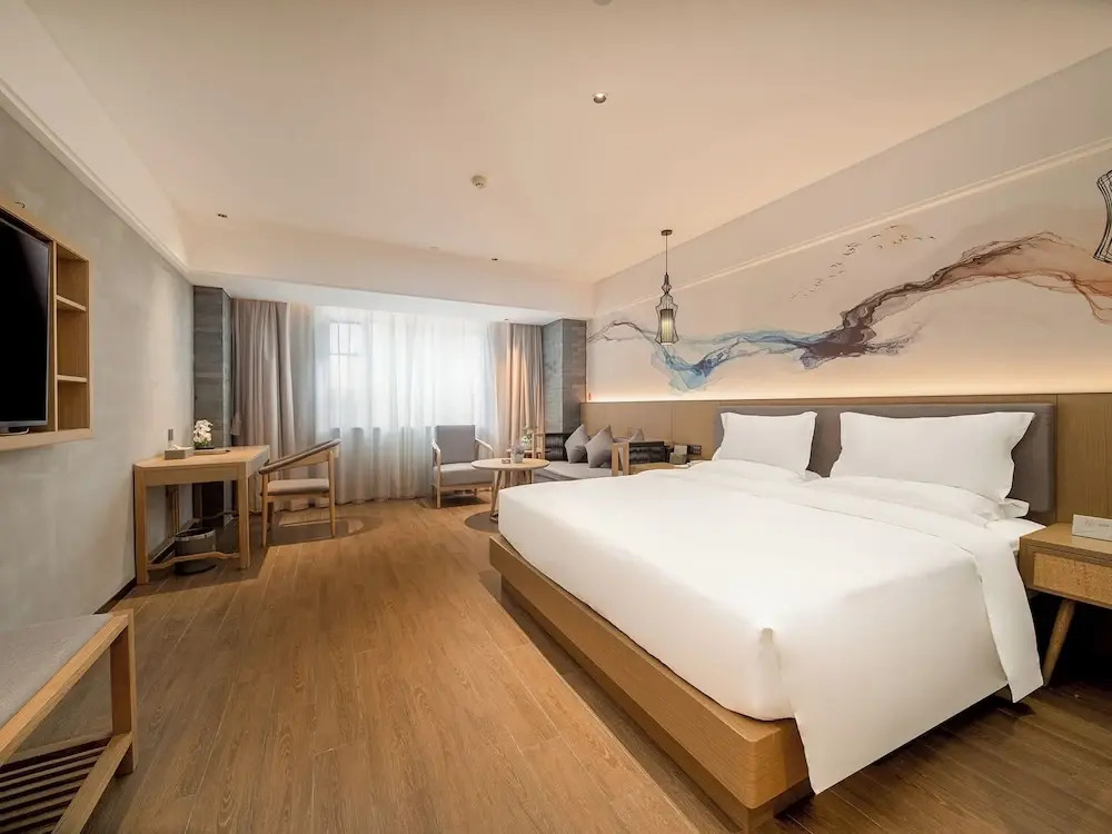 Trendy Romantic Hotel Guangzhou Panyu Qiaonan Aoyuan Plaza Branch