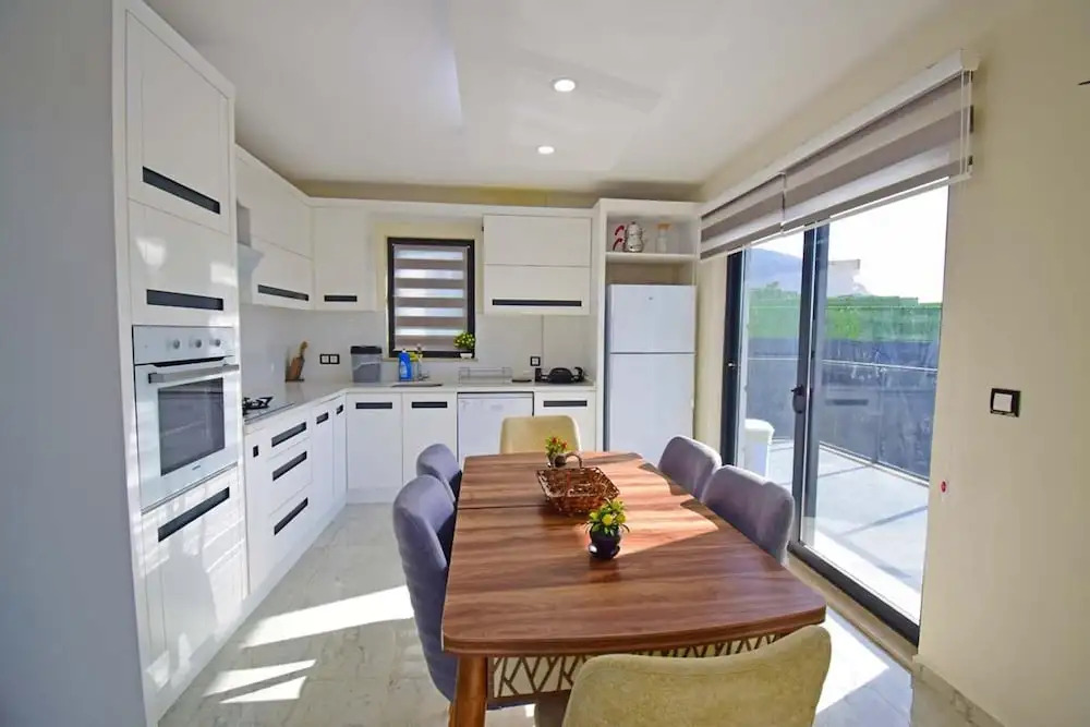 Stunning 4-bed Villa: Private Pool, Sauna & Hammam