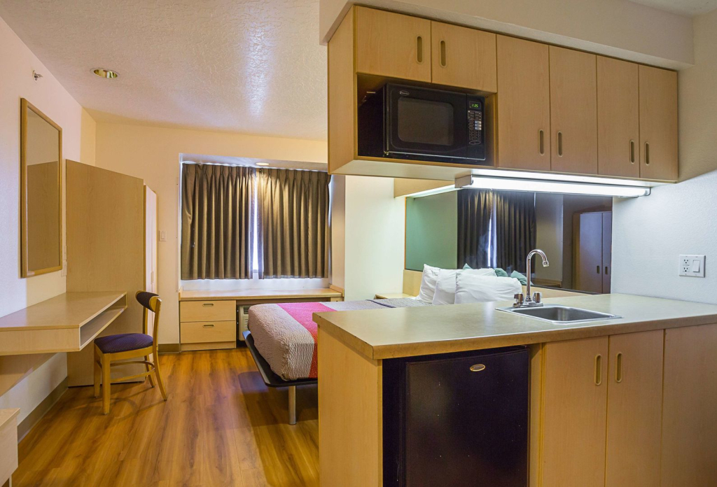 Motel 6-Bernalillo, NM