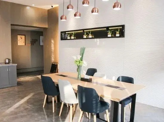 Yunman M Hotel (Xuchang Pang Donglai Jinhui Plaza)