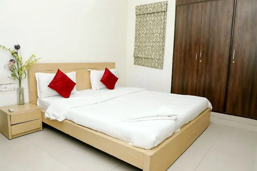 Petals Service Apartment