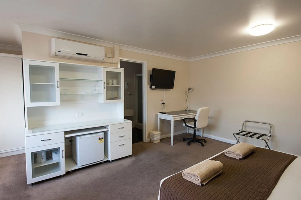 Garden City Motor Inn