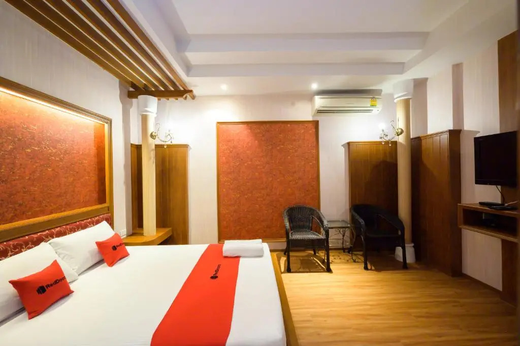 RedDoorz Plus Ruen Rattana Resort