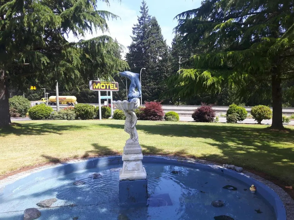Fuller Lake Chemainus Motel