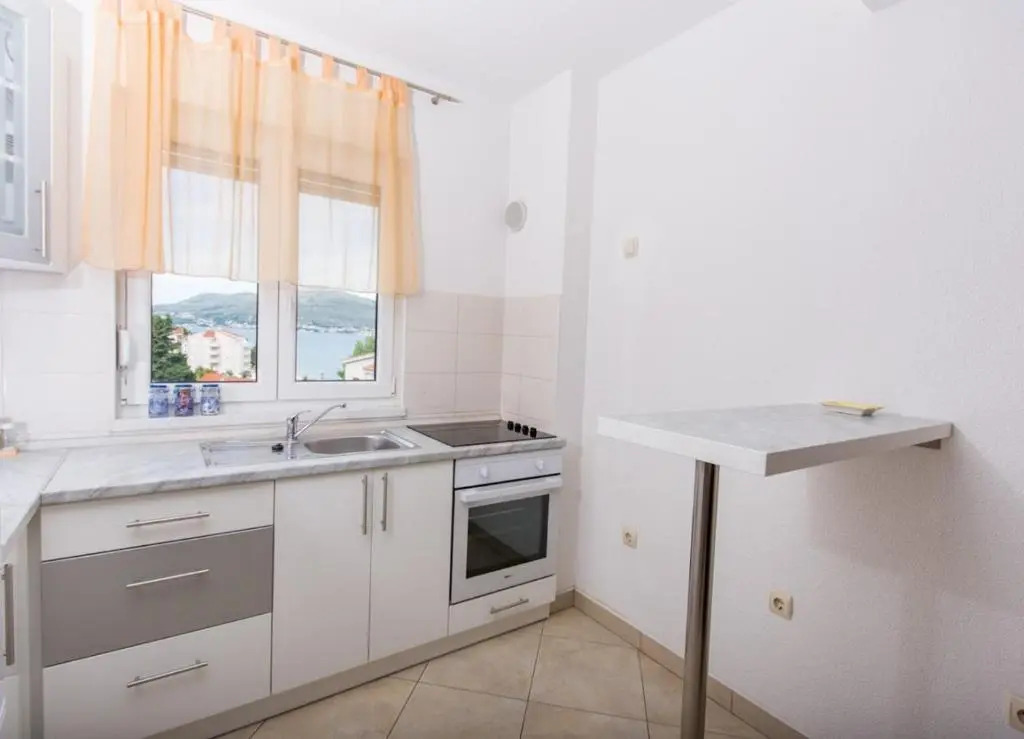 Apartments Slavica - 70m to beach