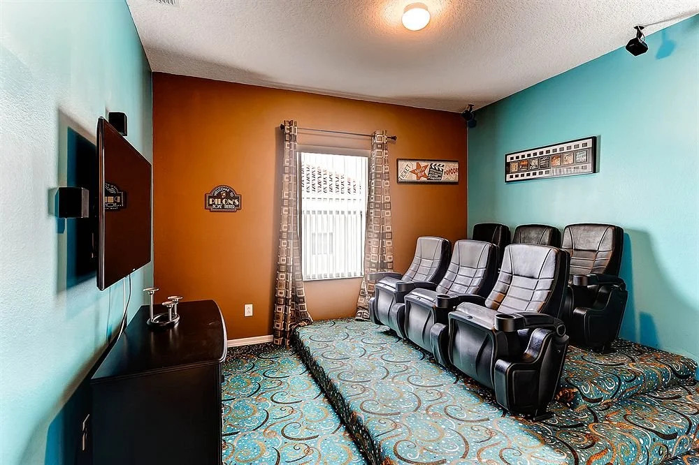 Tropical Escape Silver Collection Homes
