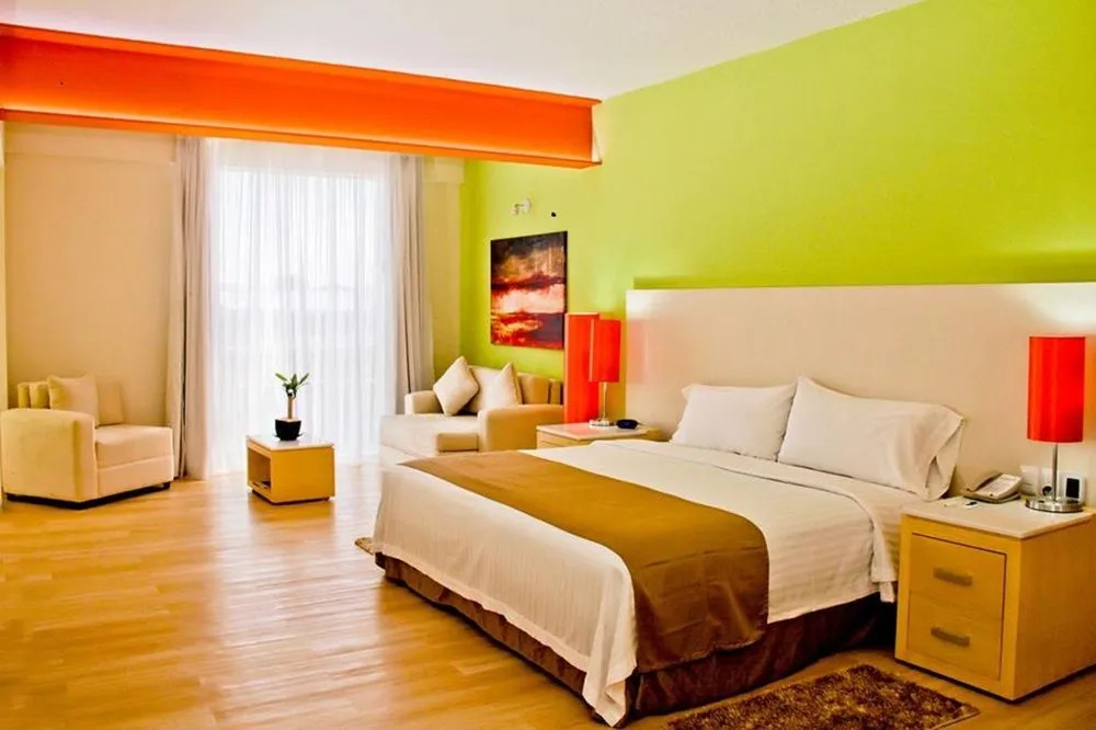 Holiday Inn