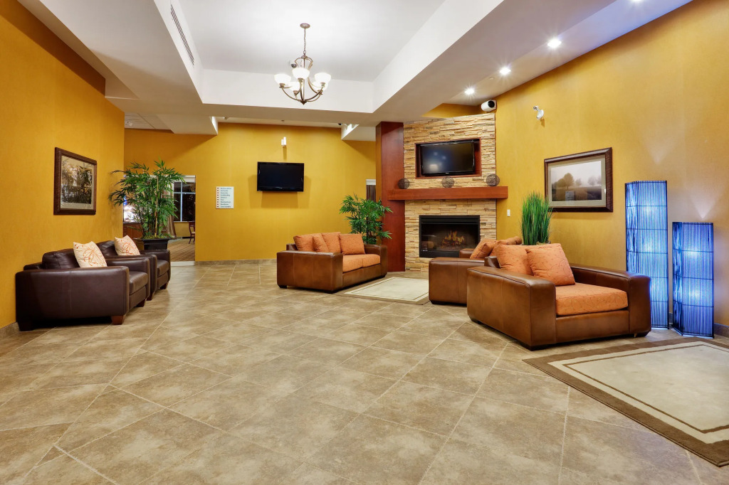 Holiday Inn Express Hotel & Suites Clarington - Bowmanville by IHG
