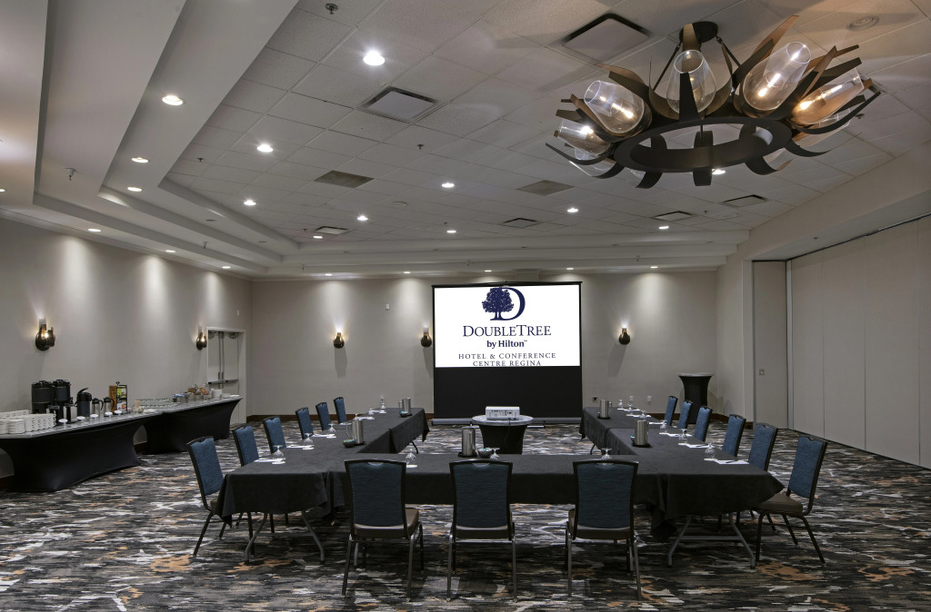 DoubleTree by Hilton Hotel & Conference Centre Regina