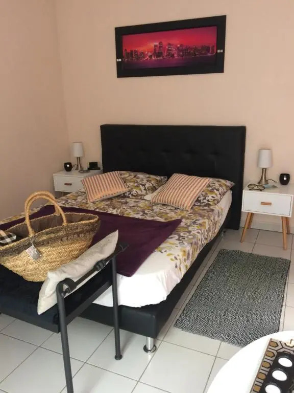 Mon Appart avec Terrasse et Piscine