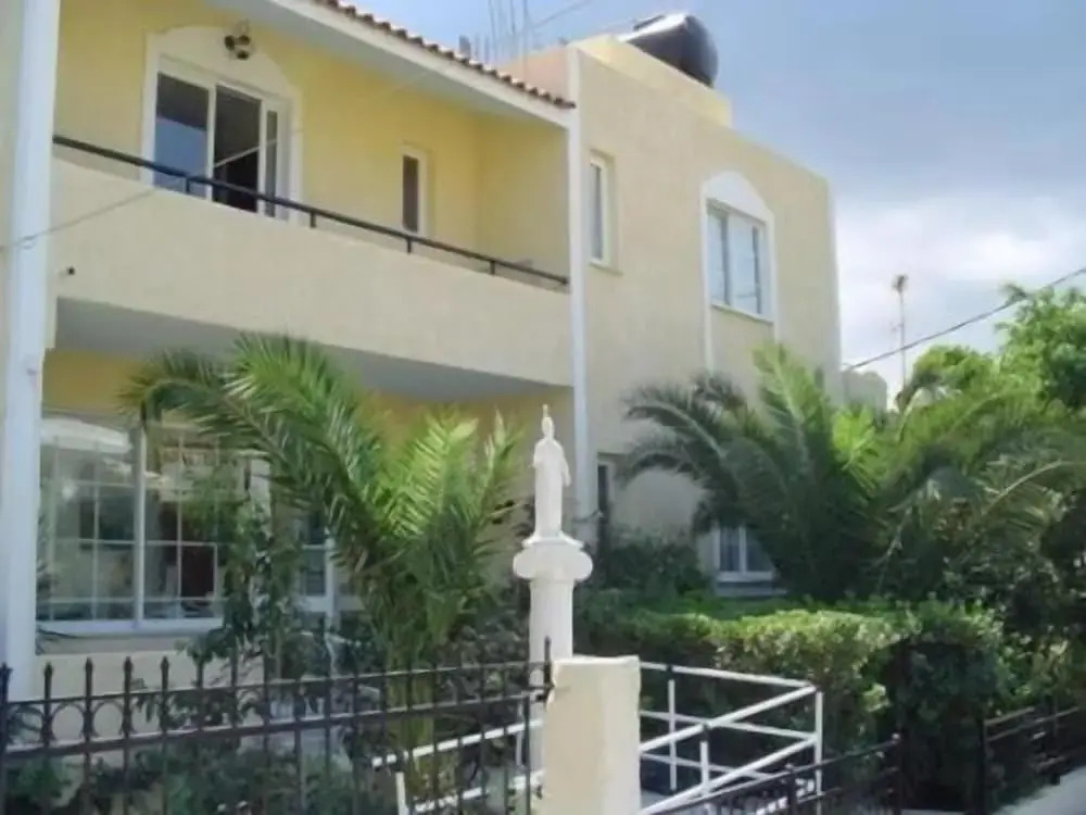 Senia Studios