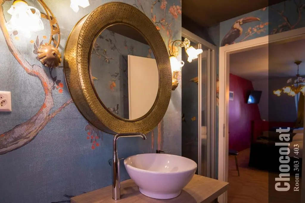 The Henry Self Check-In Guesthouse