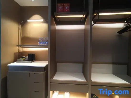 Tingbai Business Hotel (Suzhou Renmin South Road Jinfang Century City Branch