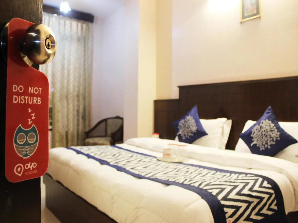 OYO Rooms Paharganj Near Bikaner Sweets